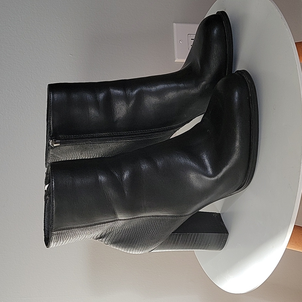 NWOT Sam Edelman Leather Heeled Booties Size 10